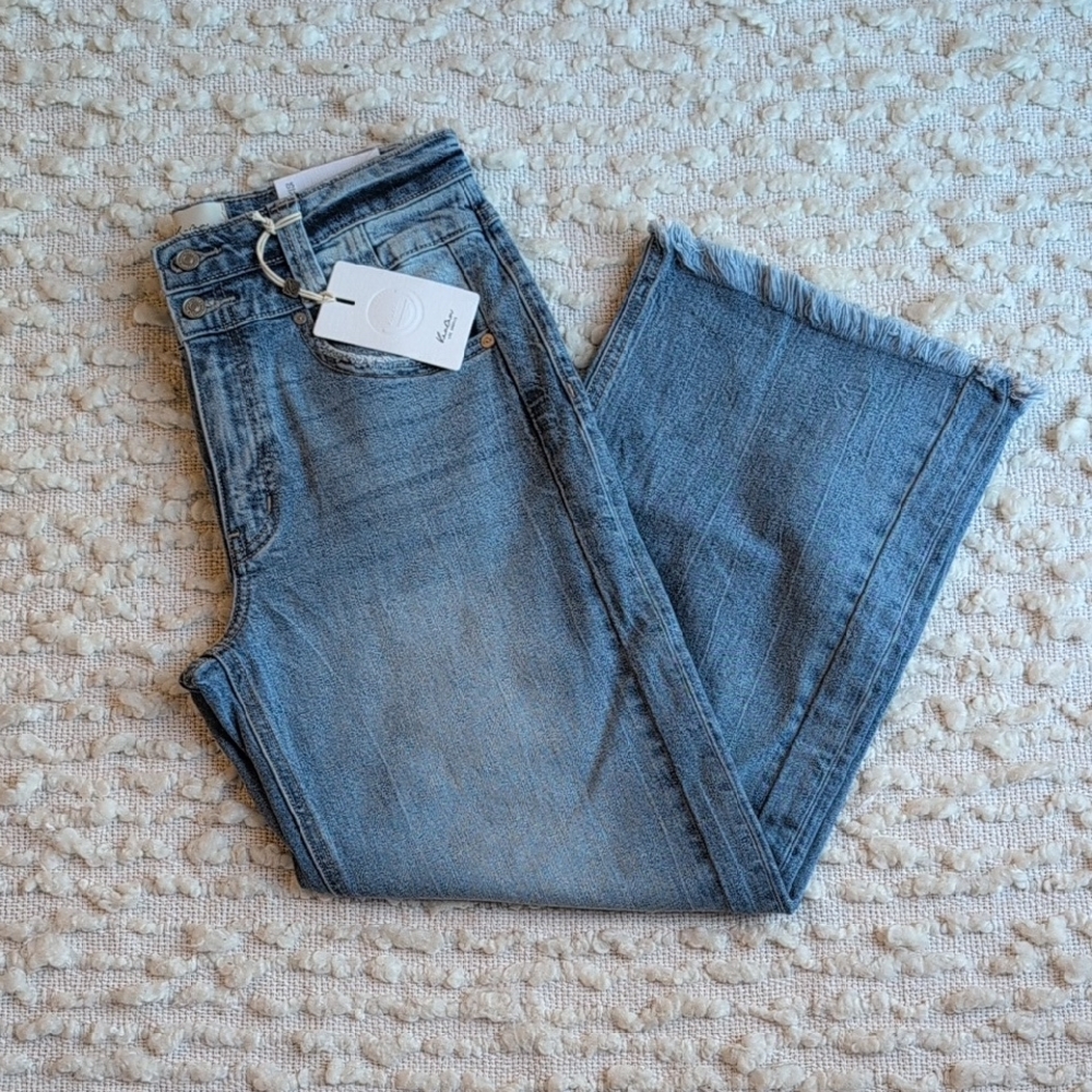 KanCan Gretchen Ultra High Rise Crop Wide Leg 5 / 26 Women's Fray Hem NWT